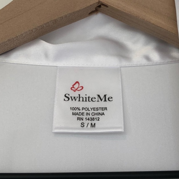 Bridal ‘Getting Ready’ robe 👰🏼 - Picture 4 of 4